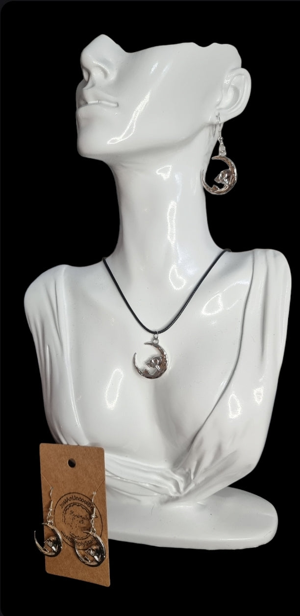 Skull Moon Necklace