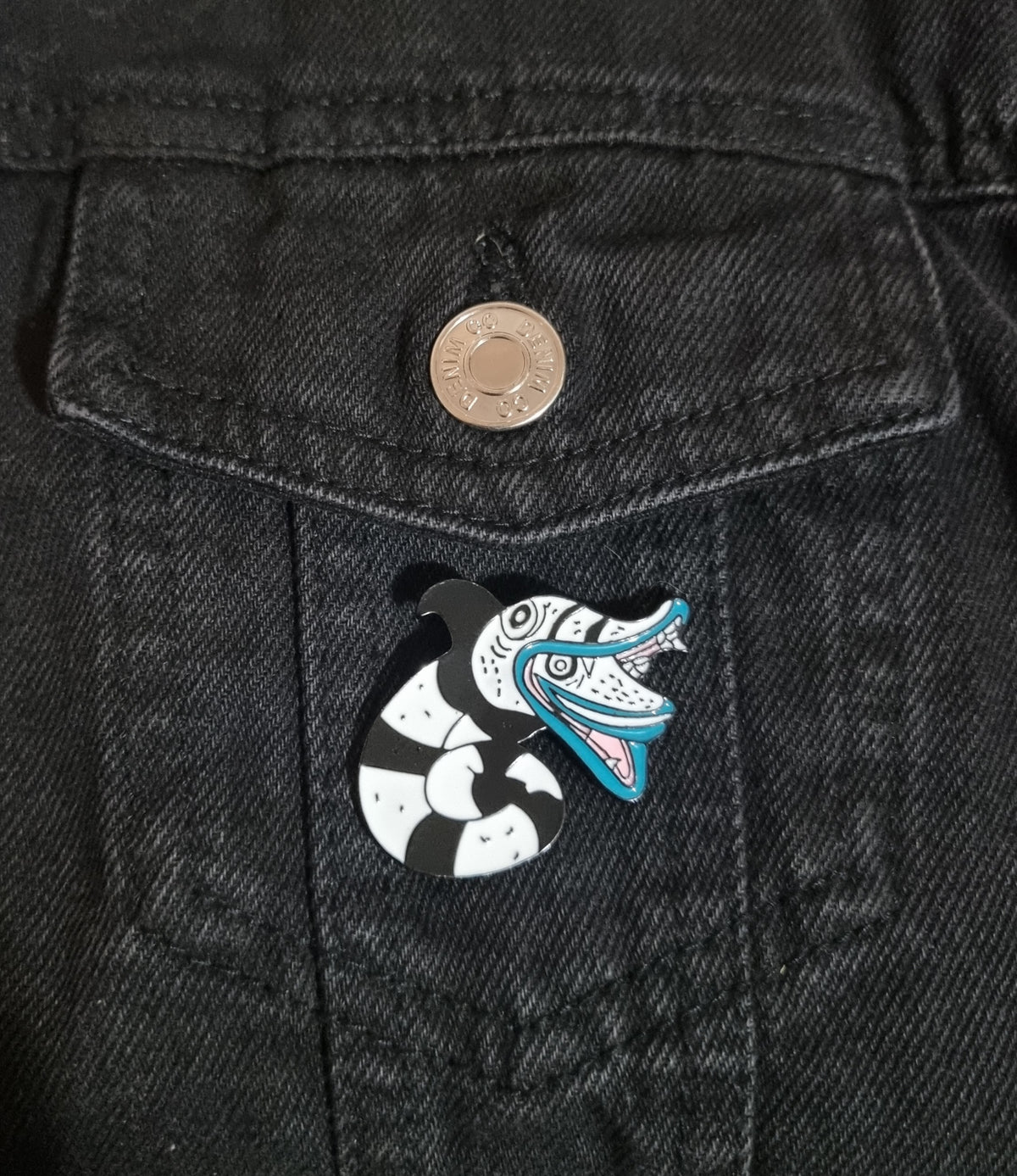 Black and White Snake Pin Badge