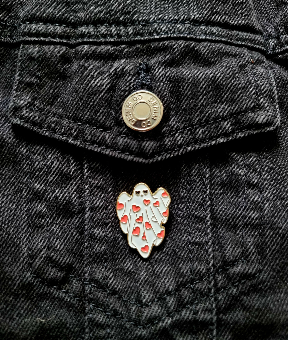 Hearty Ghost Pin Badge