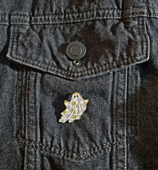 Smiley Ghost Pin Badge