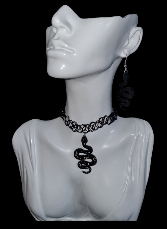 Sparkling Snake Choker