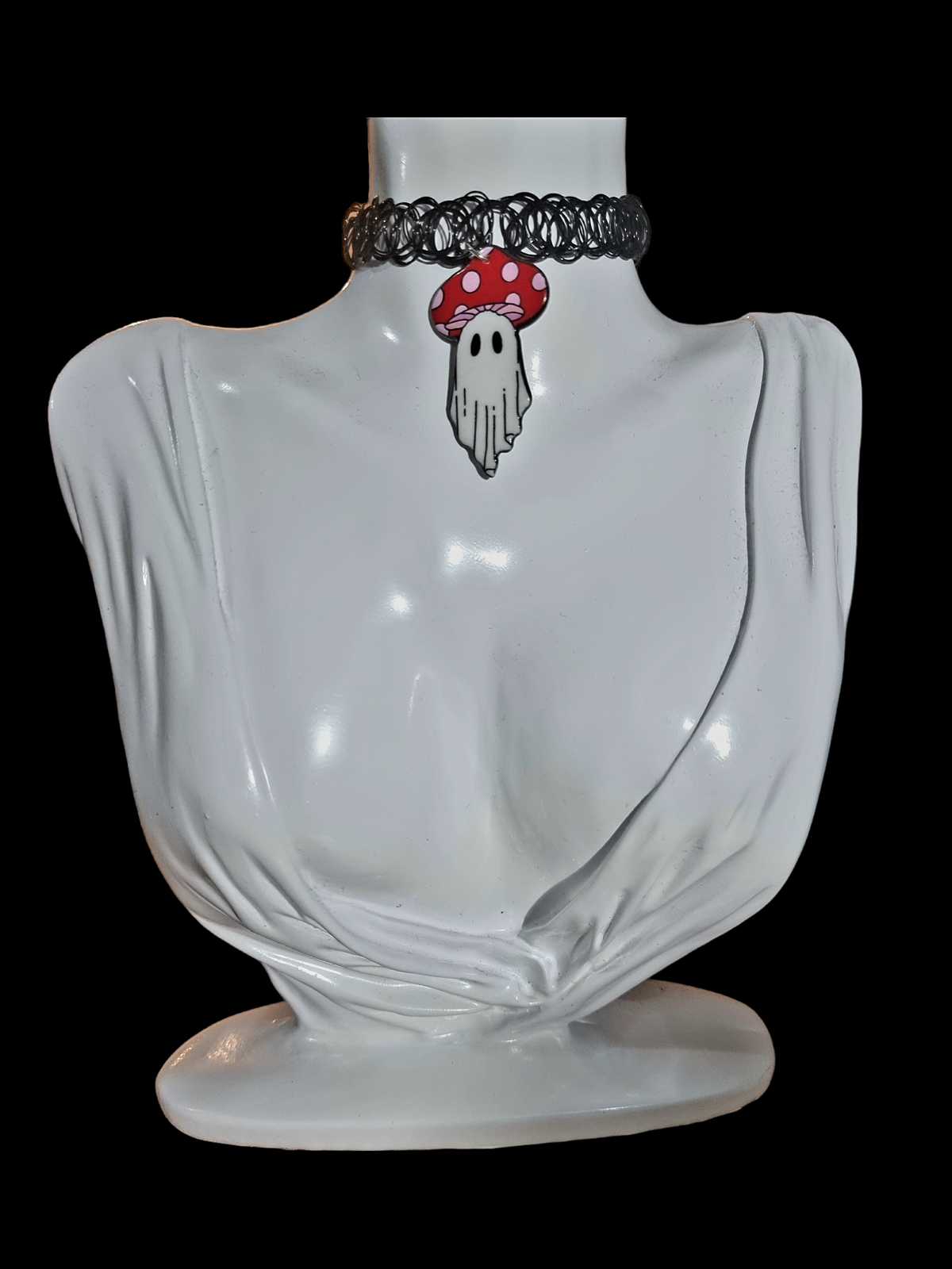 Mushroom Ghost Choker