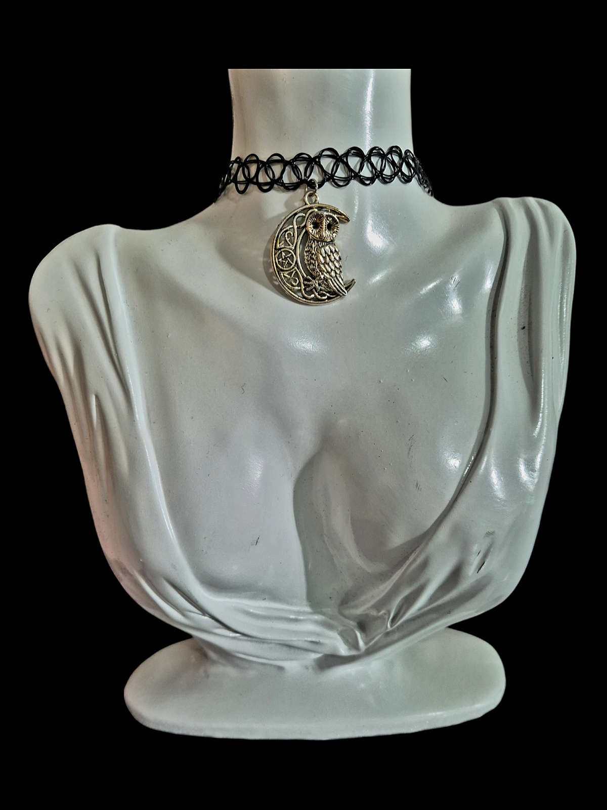 Owl Choker