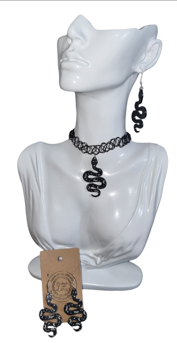 Sparkling Snake Choker
