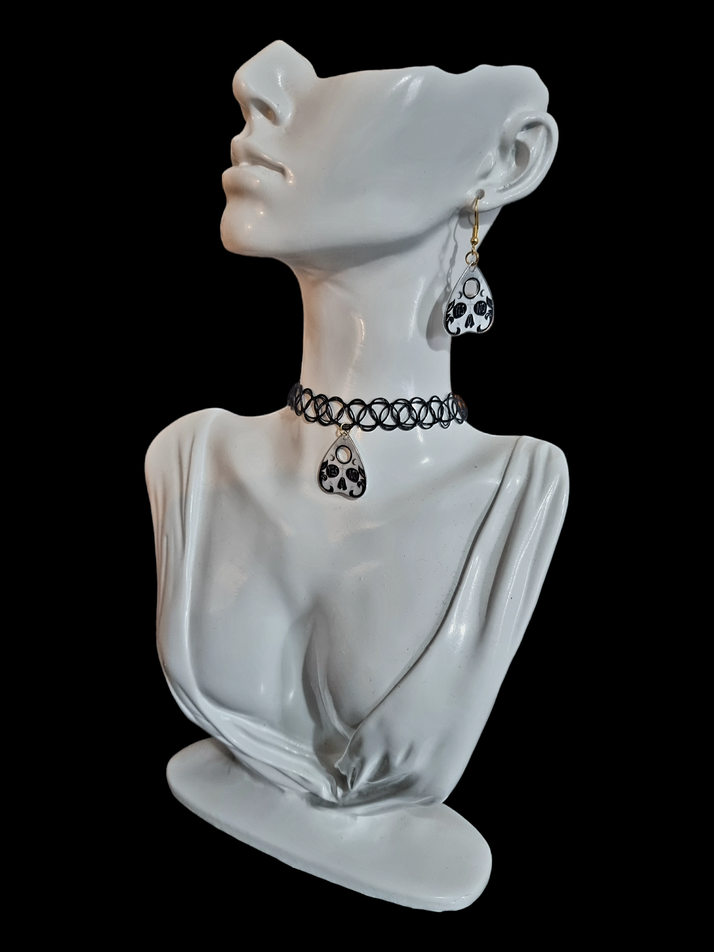 Skull Planchette Choker
